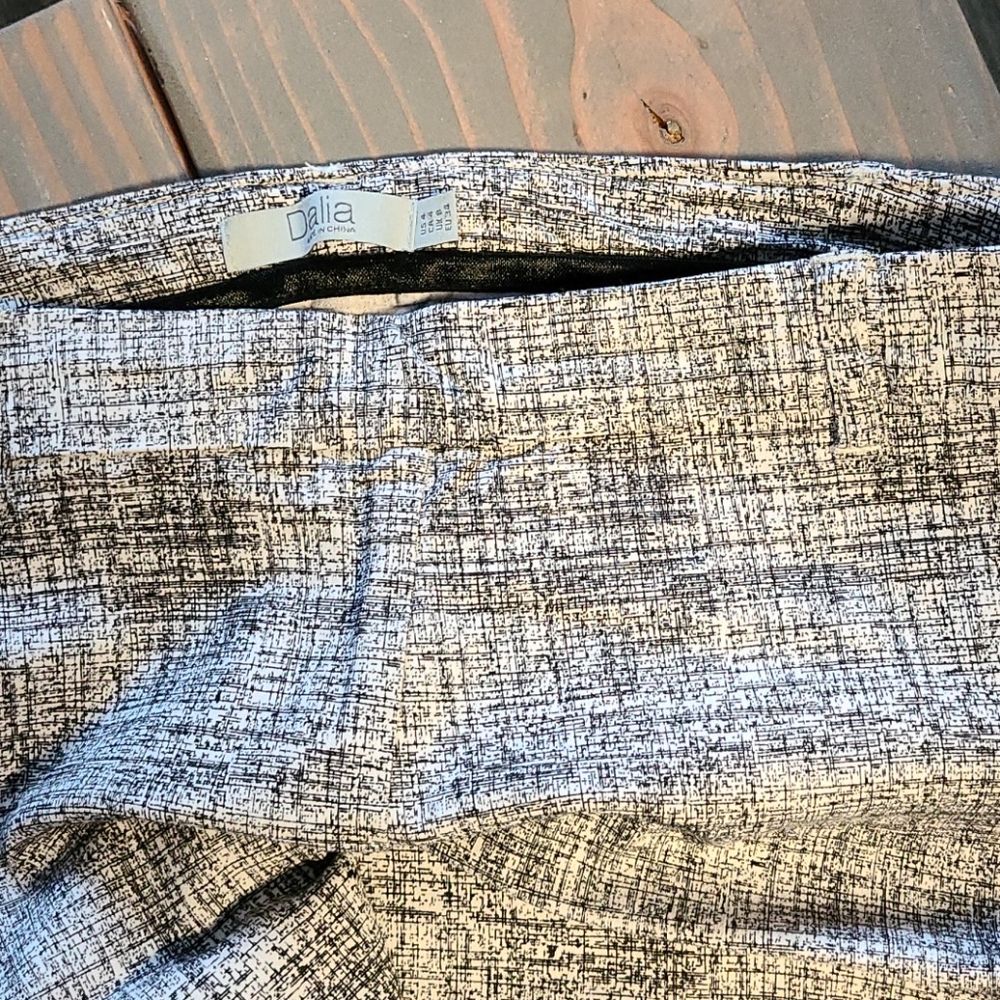 Dress caprees - Picture 3 of 3